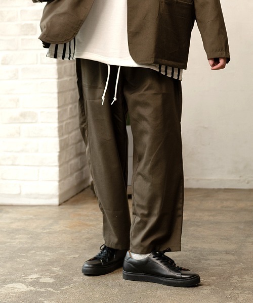 UP START（アップスタート）の「ワイドテーパードパンツ（セットアップ対応）（その他パンツ・メンズ・ブラック/グレイッシュベージュ/カーキ/ベージュ系その他・MEDIUM/LARGE/X-LARGE）」の22枚目の写真