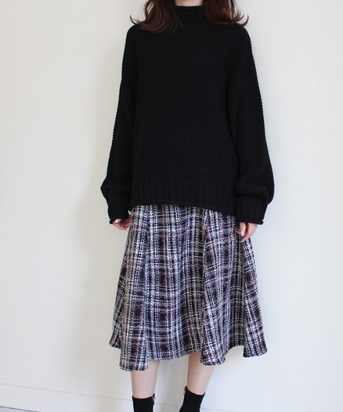 MODE ROBE（モードローブ）の「ローゲージハイネックタートルニット（ニット/セーター・レディース・アイボリー/ブラック/ベージュ・FREE）」の16枚目の写真