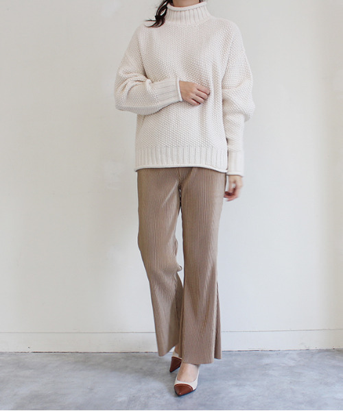 MODE ROBE（モードローブ）の「ローゲージハイネックタートルニット（ニット/セーター・レディース・アイボリー/ブラック/ベージュ・FREE）」の20枚目の写真