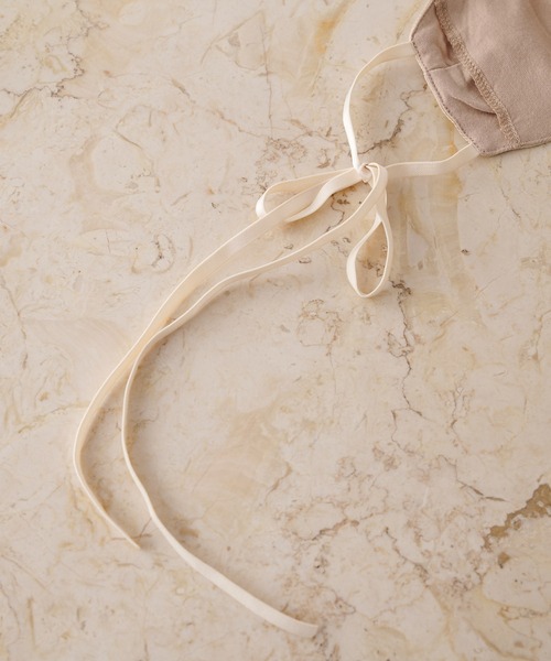 Chico（チコ）の「シルクウォッシャブルマスク/収納ポーチ付き（マスク・レディース・ベージュ/チャコールグレー/ピンク/アイボリー・FREE）」の8枚目の写真