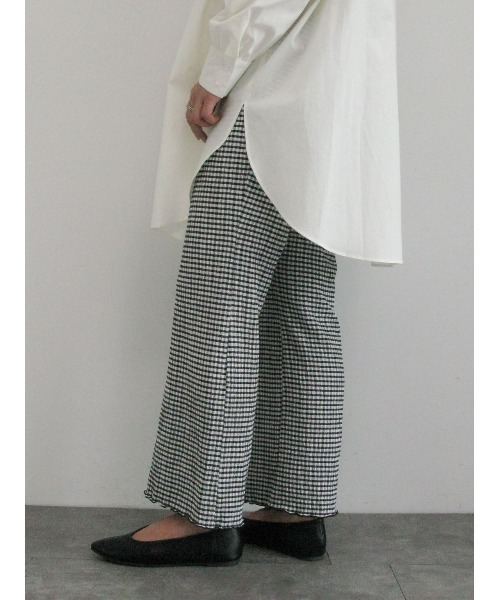 Green　Parks（グリーンパークス）の「シャーリングフレアパンツ＊（その他パンツ・レディース・ブラック/ベージュ/ミント/オフホワイト/チェック・FREE）」の7枚目の写真