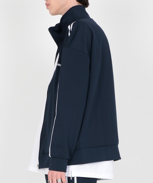 crump（クランプ）の「【crump 】グロウトラックトップス / glow track top（ブルゾン・レディース・バーガンディー/ブラック/ネイビー・LARGE/MEDIUM/X-LARGE）」の8枚目の写真