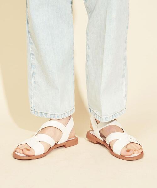BEAUTY&YOUTH UNITED ARROWS（ビューティーアンドユースユナイテッドアローズ）の「BY∴ クロスカットバックストラップサンダル ◆（サンダル・レディース・ホワイト/ブラック/ブラウン・38/36/37/35h/36h/37h）」の13枚目の写真
