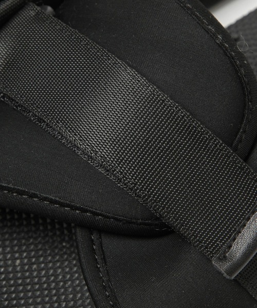 LAKOLE（ラコレ）の「ワンベルトスライドサンダル / 937041（サンダル・メンズ・ブラック/グレー/カーキ/キャメル・MEDIUM/LARGE）」の10枚目の写真