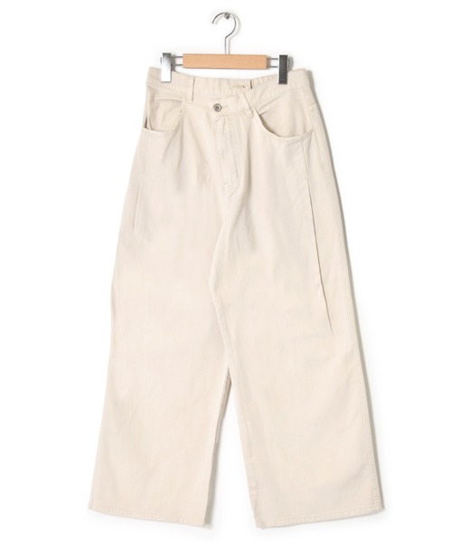 w closet（ダブルクローゼット）の「斜めウエストデニムパンツ（デニムパンツ・レディース・ダークグレー/ブルー系その他/ケミカルウォッシュ/キナリ・FREE）」の5枚目の写真