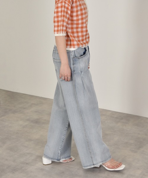 w closet（ダブルクローゼット）の「斜めウエストデニムパンツ（デニムパンツ・レディース・ダークグレー/ブルー系その他/ケミカルウォッシュ/キナリ・FREE）」の7枚目の写真