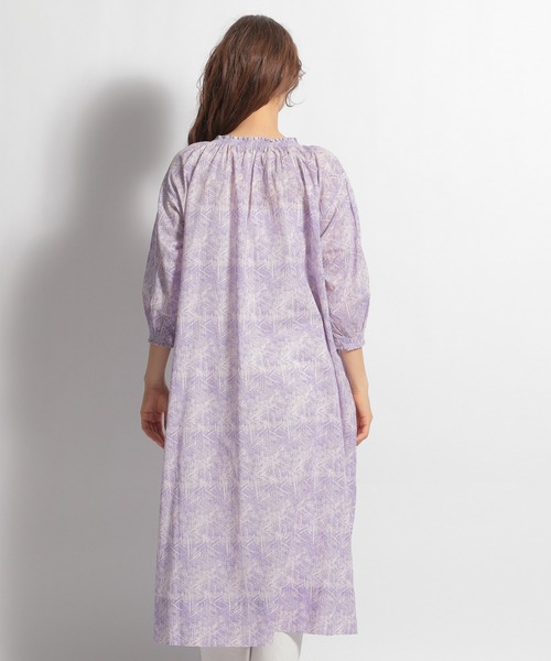 niko and...（ニコアンド）の「ステッチプリントパフスリーブワンピース（ワンピース・レディース・オレンジ/グリーン/ラベンダー・MEDIUM/LARGE）」の8枚目の写真