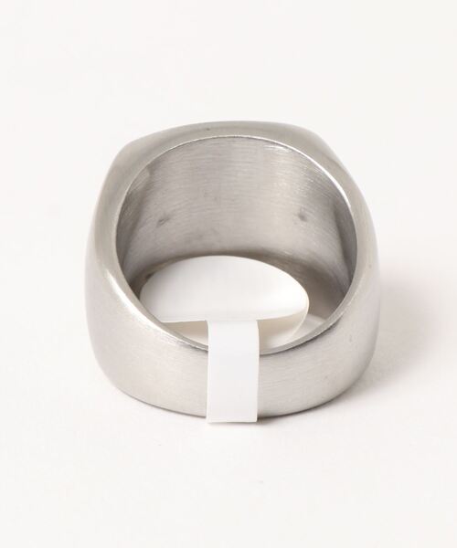 Burner（バーナー）の「【OKUOKU　0909】ストーン付き　ワイドステンレスリング（低アレルギー素材）（リング・メンズ・ゴールド系2/シルバー系4/シルバー系/ブラック系5/シルバー系9/ブラック系6/ゴールド系1/ブラック系7/シルバー系8/ゴールド系3・10/8）」の11枚目の写真