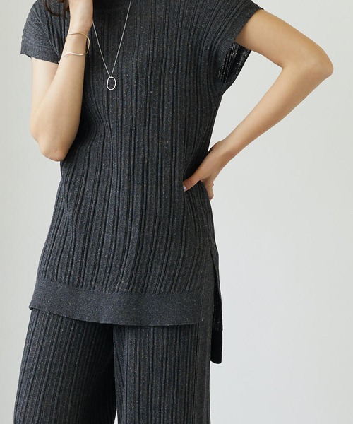 FLEUR DE KALINA（フレールドゥカリーナ）の「【FLEUR DE KALINA/ﾌﾚｰﾙ ﾄﾞｩ ｶﾘｰﾅ】 肩ｽﾘｯﾄﾌﾚﾝﾁｽﾘｰﾌﾞTOPS（ニット/セーター・レディース・ブラック/ベージュ/イエロー・FREE）」の21枚目の写真