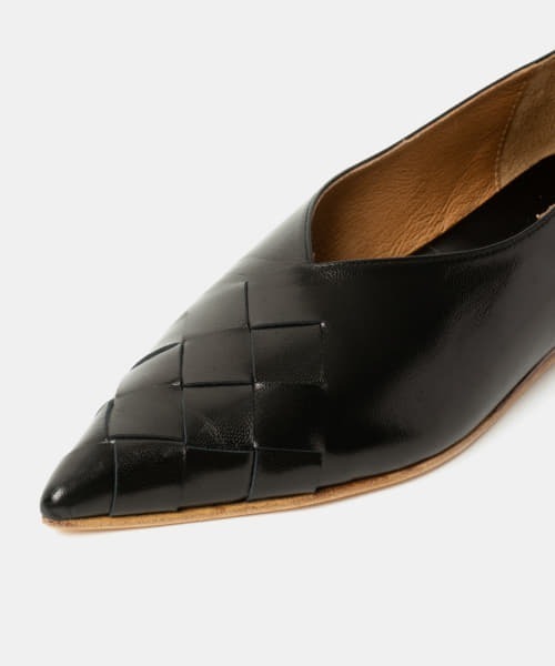 MAISON EUREKA（メゾンエウレカ）の「MAISON EUREKA　POINTED MESH PUMPS（パンプス・レディース・ライトブルー/ブラック/ピンクベージュ・38/39/36/37）」の20枚目の写真