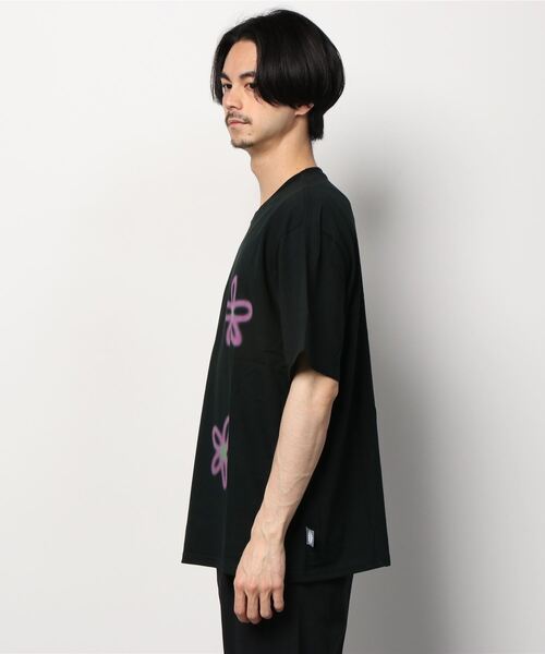 MISTERCHILD（ミスターチャイルド）の「【MISTERCHILD】FLOWER SIGN T SHIRTS（Tシャツ/カットソー・メンズ・ブラック/ホワイト・L/M）」の3枚目の写真