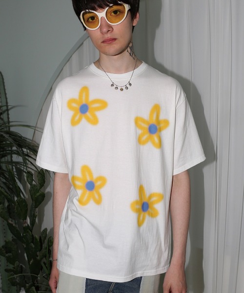 MISTERCHILD（ミスターチャイルド）の「【MISTERCHILD】FLOWER SIGN T SHIRTS（Tシャツ/カットソー・メンズ・ブラック/ホワイト・L/M）」の2枚目の写真