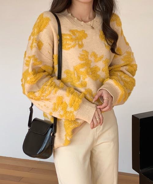 emi+（エミプラス）の「立体ボアドッキングリブニットプルオーバー（ニット/セーター・レディース・イエロー/ブルー/ブラウン/グリーン/キャメル/ライトブラウン/カーキ/ブラック・FREE）」の10枚目の写真