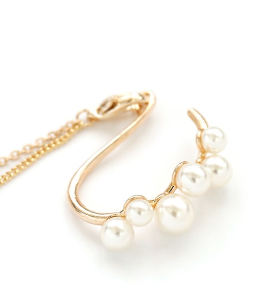 colleca la（コレカラ）の「[2WAY]パール×ロングチェーンイヤーカフ（イヤーカフ・レディース・シルバー/ゴールド・ﾌﾘ-）」の6枚目の写真