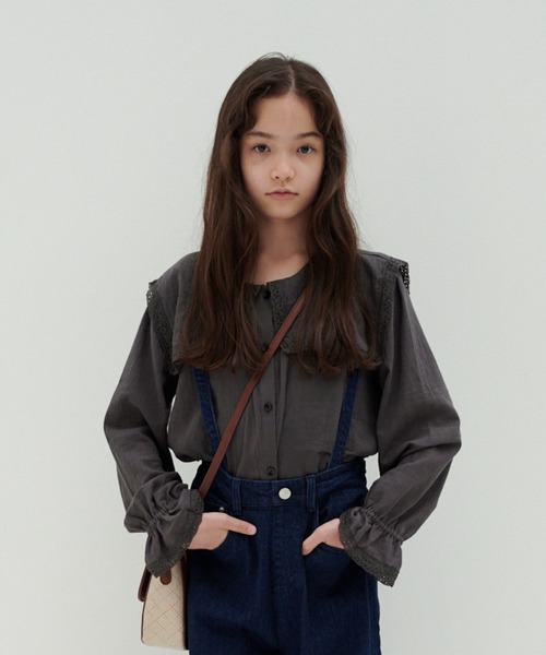 GLOBAL WORK(グローバルワーク)の「【AND YUA ANY】BIGエリレースブラウス/216703(シャツ/ブラウス・キッズ・ホワイト/ブラック/パープル系その他2・150cm/160cm)」の3枚目の写真