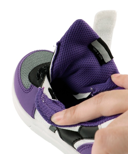 IFME(イフミー)の「IFME/イフミーコラボスニーカー(スニーカー・キッズ・ブラック/パープル/オフホワイト・15cm/16cm/17cm/18cm/14cm/19cm/20cm/21cm)」の11枚目の写真