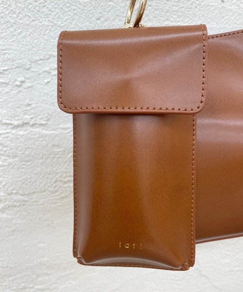 loti（ロティ）の「WEB限定 loti ワイドハンドルミニBAG（ハンドバッグ・レディース・ブラウン/ブラック・ONE SIZE）」の5枚目の写真