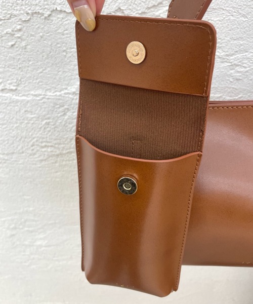 loti（ロティ）の「WEB限定 loti ワイドハンドルミニBAG（ハンドバッグ・レディース・ブラウン/ブラック・ONE SIZE）」の8枚目の写真