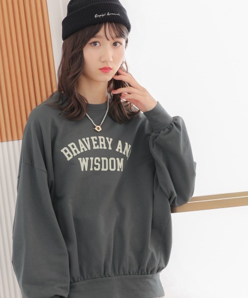 repipi armario(レピピ アルマリオ)の「アソートカレッジロゴプルオーバー(スウェット・キッズ・グリーン/グレー/ライトピンク/チャコールグレー/アイボリー・MEDIUM/SMALL/LARGE)」の2枚目の写真