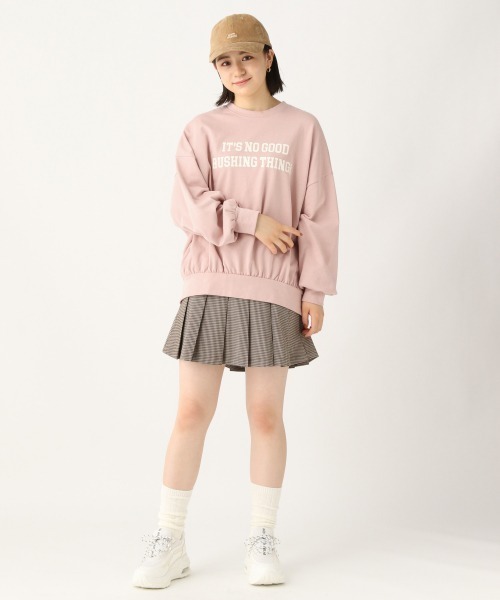 repipi armario(レピピ アルマリオ)の「アソートカレッジロゴプルオーバー(スウェット・キッズ・グリーン/グレー/ライトピンク/チャコールグレー/アイボリー・MEDIUM/SMALL/LARGE)」の16枚目の写真