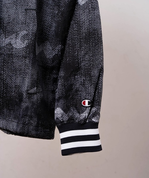 Champion（チャンピオン）の「【Champion】【Wo】【it】COACHES SATIN JACKET RIBBED CUFF PRINT（ミリタリージャケット・レディース・ブラック/ネイビー・LARGE/SMALL/MEDIUM）」の9枚目の写真
