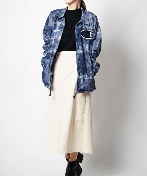 Champion（チャンピオン）の「【Champion】【Wo】【it】COACHES SATIN JACKET RIBBED CUFF PRINT（ミリタリージャケット・レディース・ブラック/ネイビー・LARGE/SMALL/MEDIUM）」の21枚目の写真