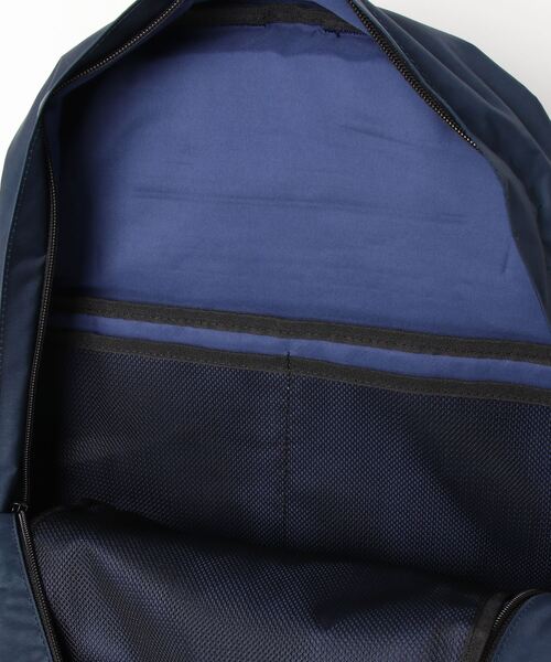 Healthknit（ヘルスニット）の「Healthknit Product/撥水ナイロン１１ポケットリュック HKB-1156（バックパック/リュック・メンズ・ネイビー/オリーブ/ベージュ系その他/ベージュ/オレンジ/ブラック/ラベンダー/ブルー/ライトグリーン/パープル/グレー・ONESIZE）」の15枚目の写真