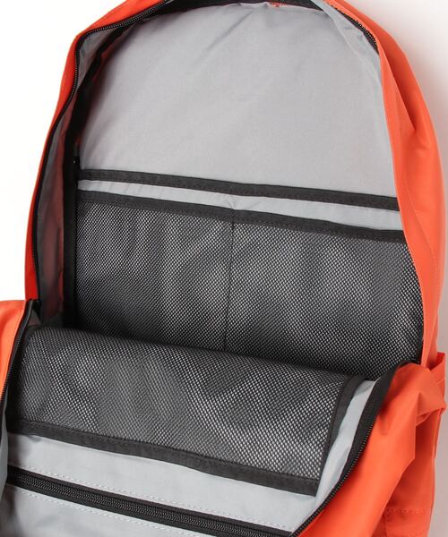 Healthknit（ヘルスニット）の「Healthknit Product/撥水ナイロン１１ポケットリュック HKB-1156（バックパック/リュック・メンズ・ネイビー/オリーブ/ベージュ系その他/ベージュ/オレンジ/ブラック/ラベンダー/ブルー/ライトグリーン/パープル/グレー・ONESIZE）」の18枚目の写真