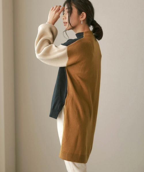 Bou Jeloud（ブージュルード）の「配色前後差ニットチュニック（ニット/セーター・レディース・ベージュ/オリーブ/キャメル・FREE）」の11枚目の写真