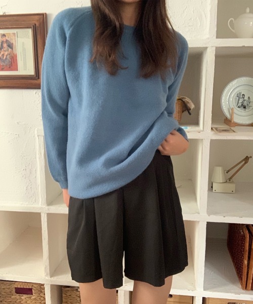 LAUIR（ラウアー）の「モヘアタッチラグランニット（ニット/セーター・レディース・ベージュ/オフホワイト/ブルー/チャコール/ブラック/ピンク・FREE）」の16枚目の写真