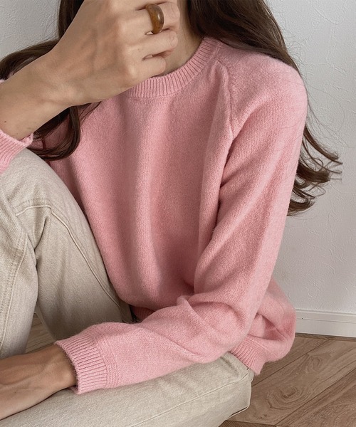 LAUIR（ラウアー）の「モヘアタッチラグランニット（ニット/セーター・レディース・ベージュ/オフホワイト/ブルー/チャコール/ブラック/ピンク・FREE）」の19枚目の写真