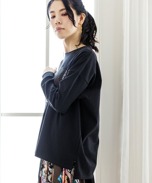 ScoLar（スカラー）の「スカラーセット柄ロングスリーブTシャツ（Tシャツ/カットソー・レディース・ブラック/オフホワイト/カーキ・M）」の13枚目の写真