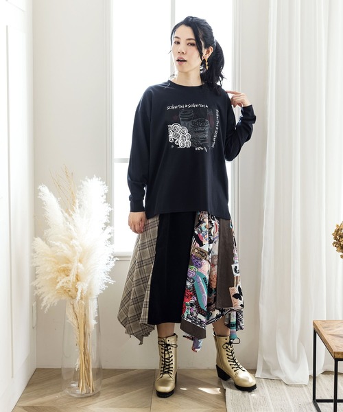 ScoLar（スカラー）の「スカラーセット柄ロングスリーブTシャツ（Tシャツ/カットソー・レディース・ブラック/オフホワイト/カーキ・M）」の16枚目の写真