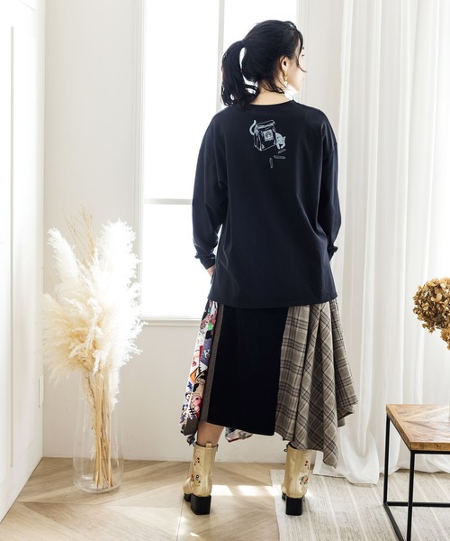 ScoLar（スカラー）の「スカラーセット柄ロングスリーブTシャツ（Tシャツ/カットソー・レディース・ブラック/オフホワイト/カーキ・M）」の17枚目の写真