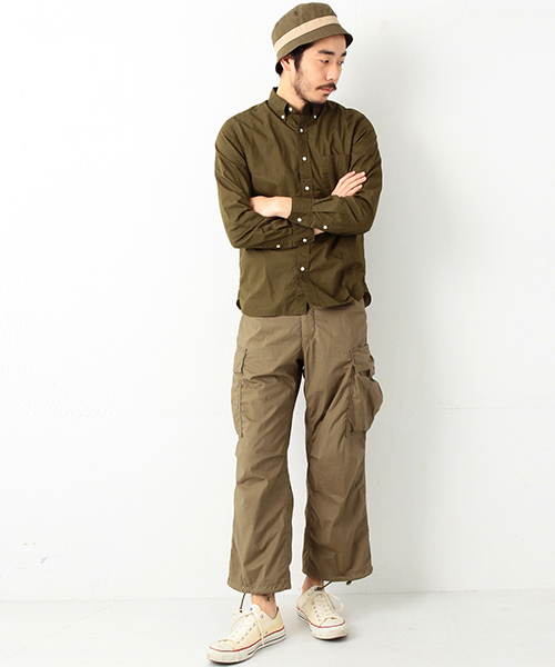 BEAMS PLUS（ビームスプラス）の「◎BEAMS PLUS / カラー ブロードBDシャツ（シャツ/ブラウス・メンズ・ネイビー/オリーブ/ベージュ/チャコールグレー/ブルー・LARGE/SMALL/X-LARGE/MEDIUM/X-SMALL/XX-LARGE）」の17枚目の写真