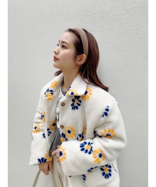 JUMELLE（ジュメロ）の「マーガレットボアジャケット（ブルゾン・レディース・ホワイト・FREE）」の4枚目の写真