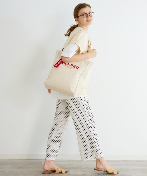 MILKFED.（ミルクフェド）の「PC POCKET TOTE（トートバッグ・レディース・ホワイト/ブラック/レッド・ONE SIZE）」の4枚目の写真