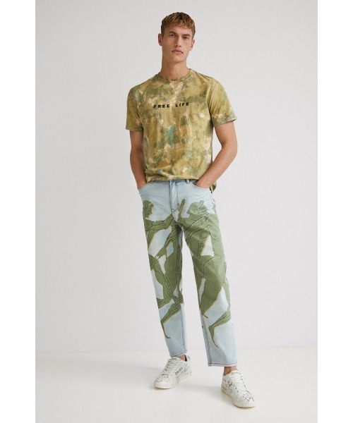 Desigual(デシグアル)の「メンズ Tシャツ半袖 BARNETT(Tシャツ/カットソー・メンズ・グリーン・XXL/XL/S/L/M)」の4枚目の写真
