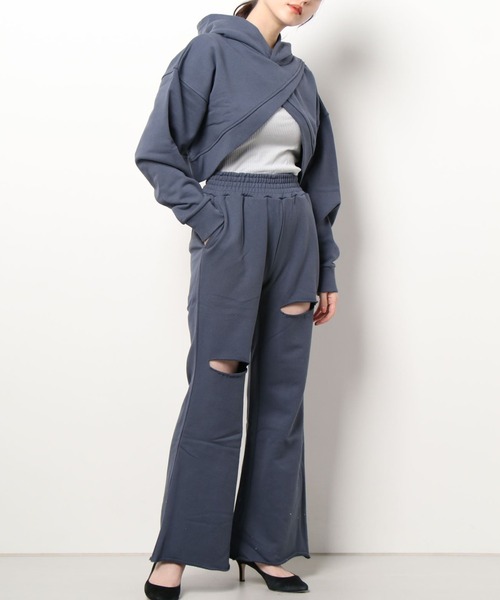SPIRALGIRL(スパイラルガール)の「【SET販売】カシュクールヘムレイヤードスウェットトップス×カットオフ裏毛パンツ(スウェット・レディース・ベージュ/グレー/ネイビー・FREE)」の8枚目の写真