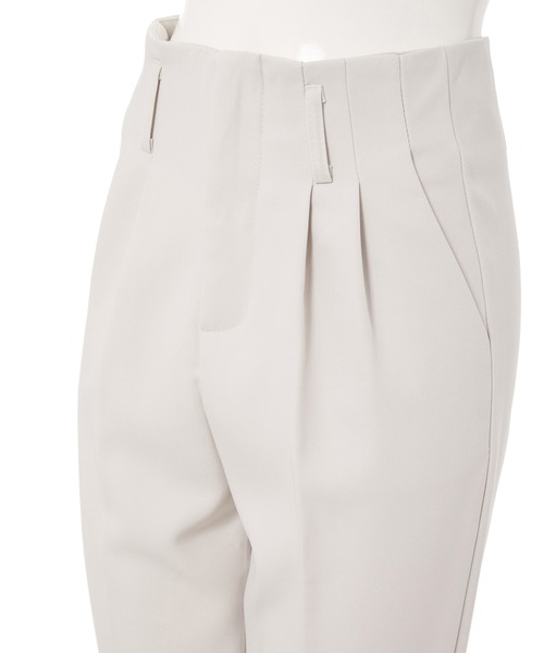 fifth（フィフス）の「ハイウエストテーパードパンツ（その他パンツ・レディース・ブラック/アイボリー・M/L/S）」の7枚目の写真