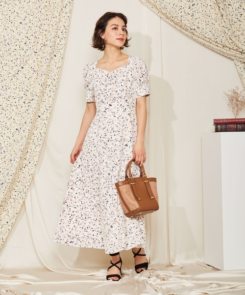 NOELA（ノエラ）の「フラワープリントパフスリーブワンピ（ワンピース 