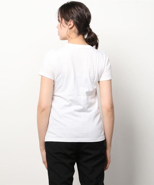 UNDER ARMOUR(アンダーアーマー)の「UAライブ スポーツスタイル グラフィックショートスリーブ クルー(トレーニング/レディース)(Tシャツ/カットソー・レディース・グレー/ホワイト/ブラック・M/S/XL/L)」の4枚目の写真
