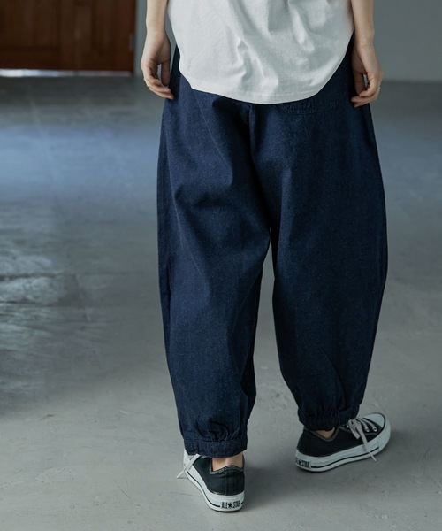 Fashion Letter（ファッションレター）の「ルーズシルエットアラジンデニムパンツ（デニムパンツ・レディース・ブルー/ワンウォッシュ・M/L/LL/3L/4L）」の11枚目の写真