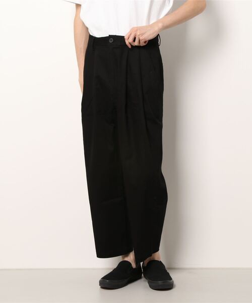 JUGLANS(ユグランス)の「【Revo.】縦スラブストレッチツイル2タックワイドテーパードパンツ(その他パンツ・メンズ・チャコール/カーキ/ブラック/アイボリー・M/L)」の3枚目の写真