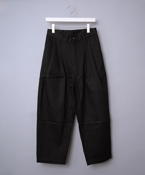 JUGLANS(ユグランス)の「【Revo.】縦スラブストレッチツイル2タックワイドテーパードパンツ(その他パンツ・メンズ・チャコール/カーキ/ブラック/アイボリー・M/L)」の8枚目の写真