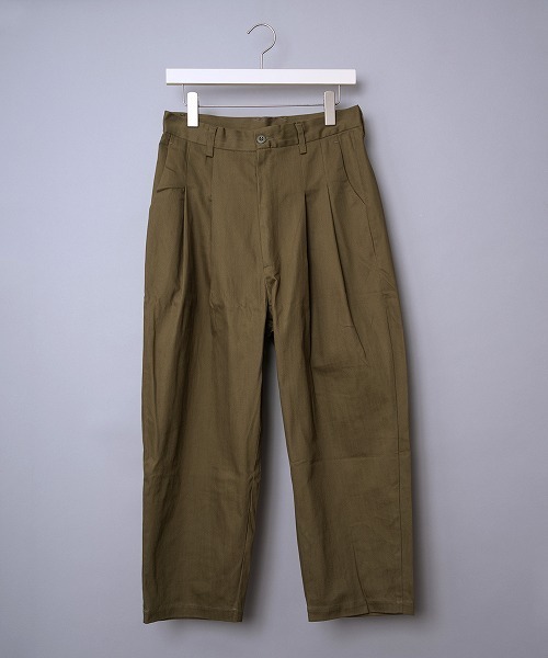 JUGLANS(ユグランス)の「【Revo.】縦スラブストレッチツイル2タックワイドテーパードパンツ(その他パンツ・メンズ・チャコール/カーキ/ブラック/アイボリー・M/L)」の10枚目の写真