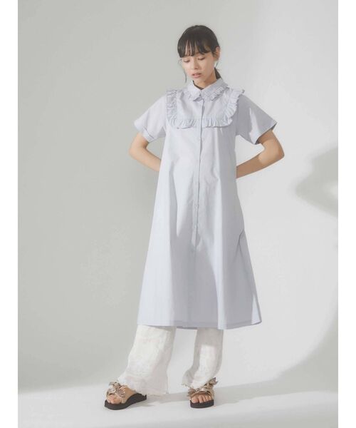 merry jenny（メリージェニー）の「フリルシャツテントワンピース（ワンピース・レディース・オフホワイト/ブラック/ライトブルー・FREE）」の5枚目の写真