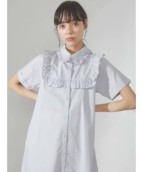 merry jenny（メリージェニー）の「フリルシャツテントワンピース（ワンピース・レディース・オフホワイト/ブラック/ライトブルー・FREE）」の8枚目の写真