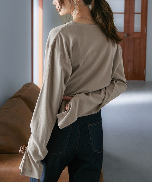 Fashion Letter（ファッションレター）の「[M-5L]スリットロングスリーブTEE（Tシャツ/カットソー・レディース・オフホワイト/ブラック/ベージュ系その他/杢グレー・M～Ｌ/LL～3L/4L～5L）」の7枚目の写真