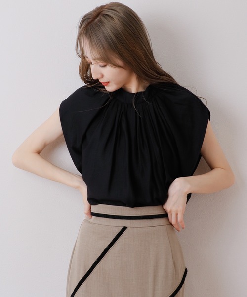 LADYMADE（レディメイド）の「2WAYギャザーボウタイブラウス（シャツ/ブラウス・レディース・オフホワイト/ブルー/モカ/ブラック・FREE）」の2枚目の写真